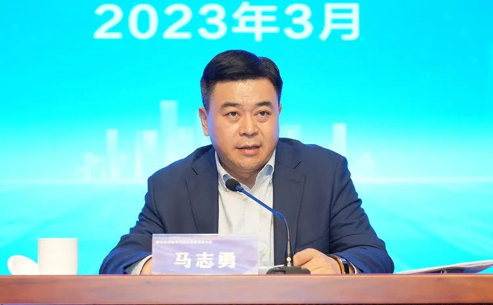 馬志勇要求，新的征程，既要全力沖刺、又要守牢底線，必須確保各項(xiàng)工作落地見效。要強(qiáng)化黨建引領(lǐng)，加強(qiáng)基層黨組織陣地建設(shè).jpg