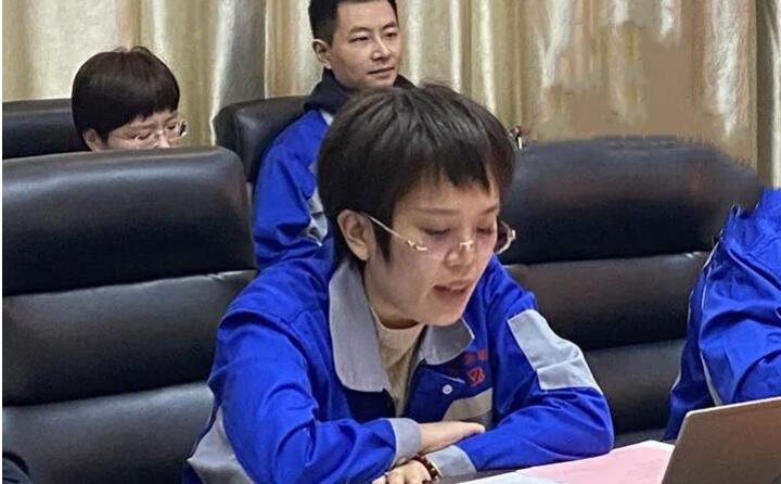 營銷中心主任李昌鳳從2024年重點工作介紹為始，分別從研發、營銷、售后及宣傳等方面，詳盡介紹了2024年的發展規劃.jpg